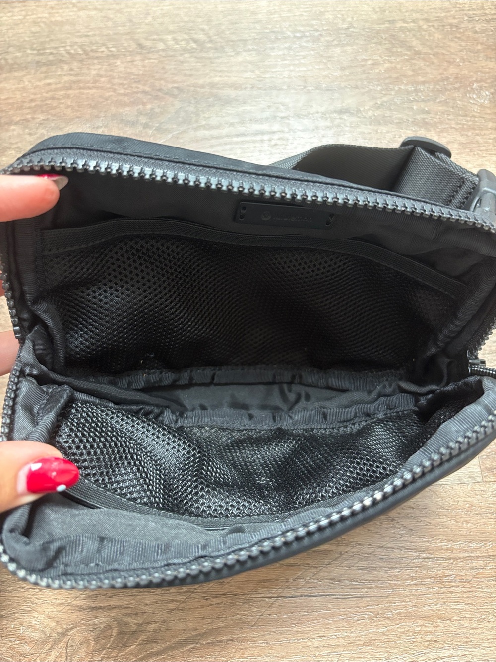 lululemon athletica Black Everyday Belt Bag - Picture 2 of 6